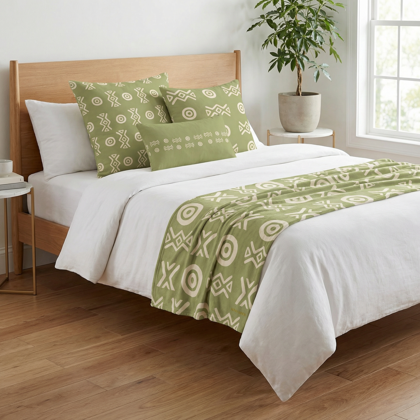 Savannah Moss Throw Blanket | African-Inspired Green Home Decor | Kinky Nomad