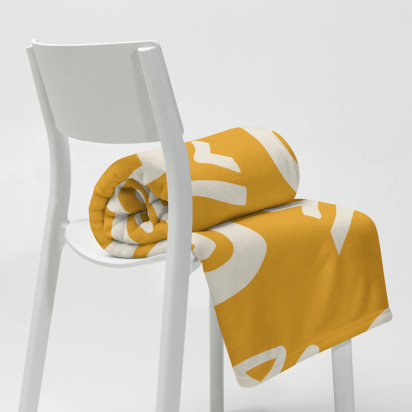 Savanna Gold Throw Blanket – Afro-Modern Tribal Print Cozy Decor